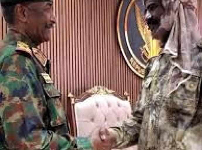 البرهان يستقبل النور القبة المنشق عن الدعم السريع